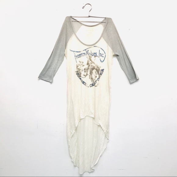 Free people waterfall graphic tunic/tee shirt. - Picture 6 of 9